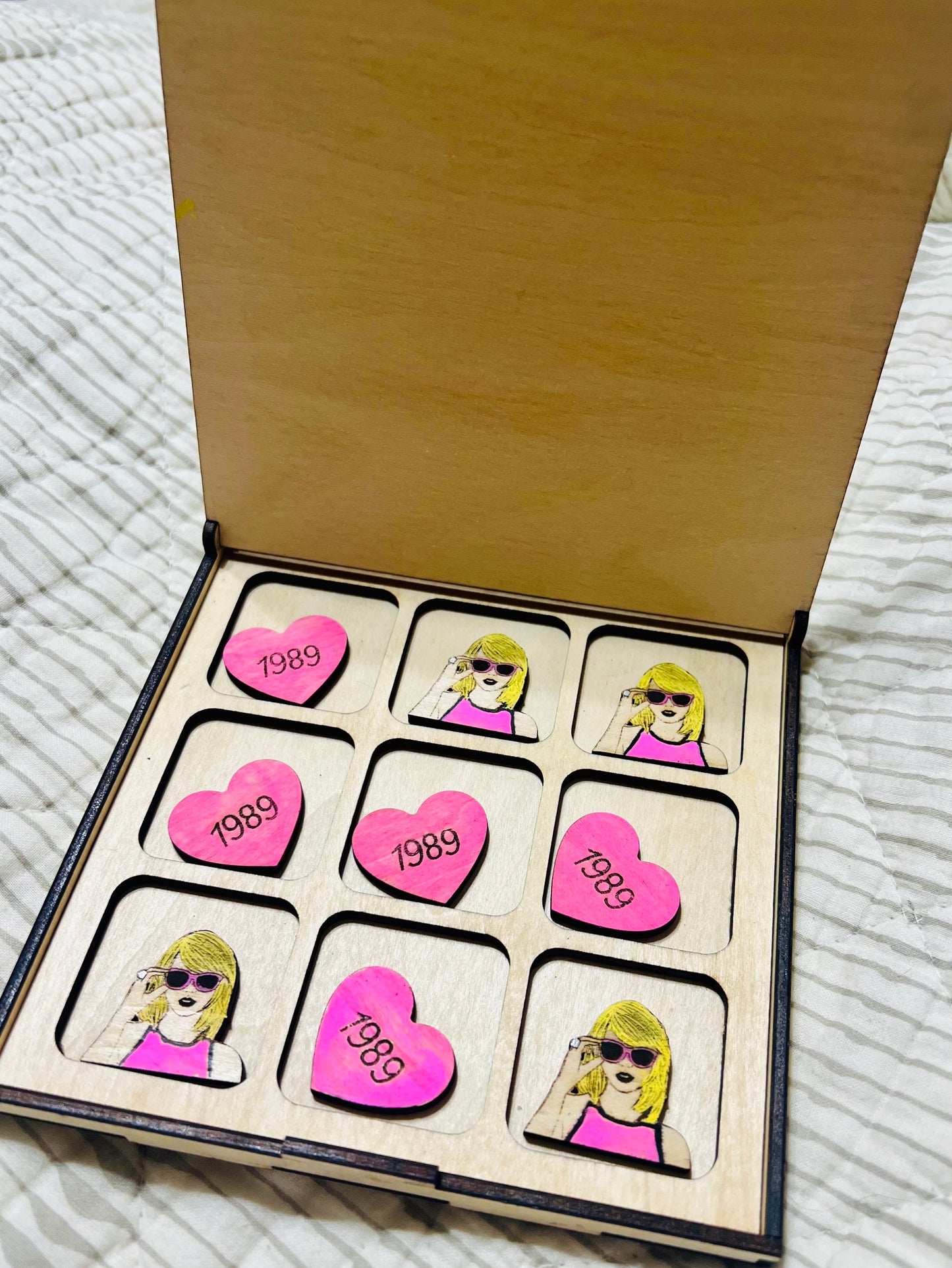 Taylor Swift Tic-Tac-Toe